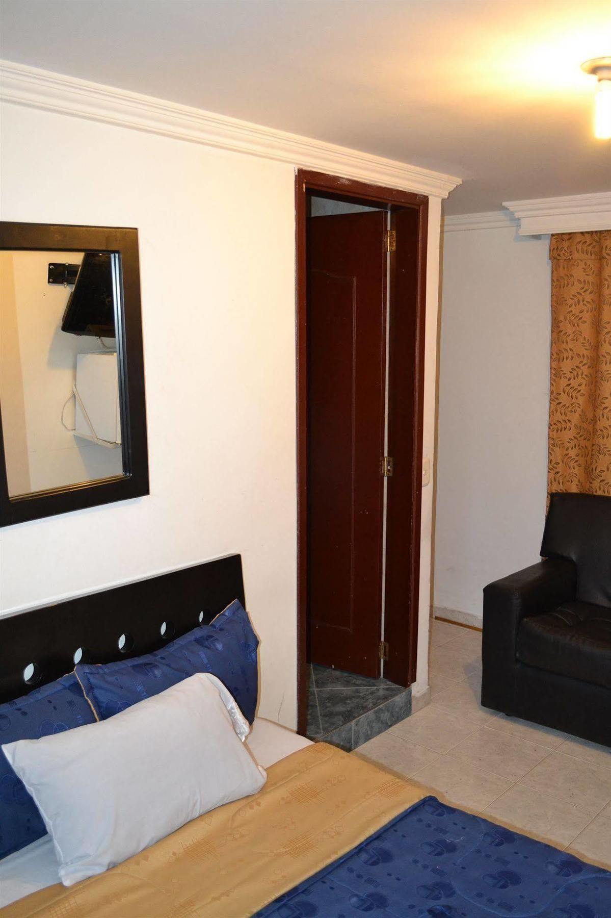 Hotel Elegant Suite Bogota Bagian luar foto